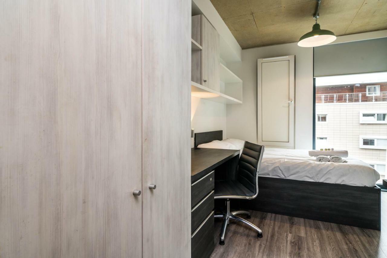 Hashtag Aldgate Campus Accommodation Londra Oda fotoğraf