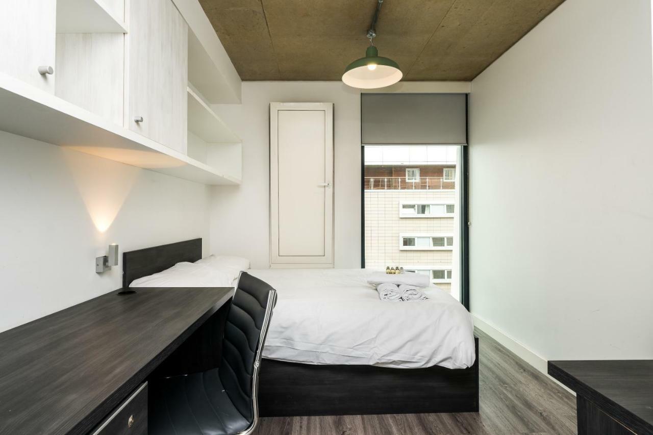 Hashtag Aldgate Campus Accommodation Londra Oda fotoğraf