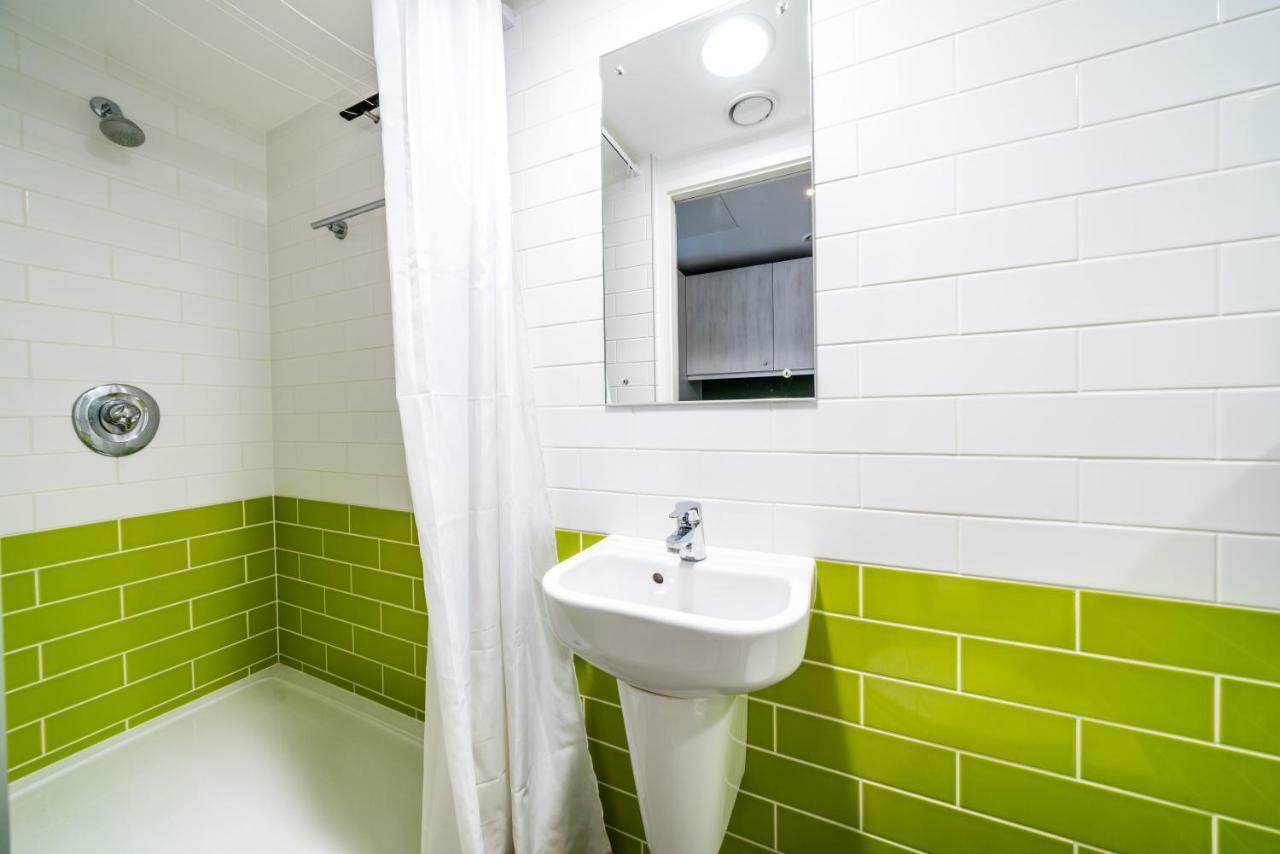 Hashtag Aldgate Campus Accommodation Londra Oda fotoğraf